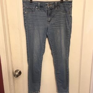 Ankle Length Skinny Jeggings
